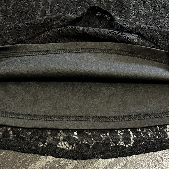 NWT Lace tank top - Picture 8 of 9